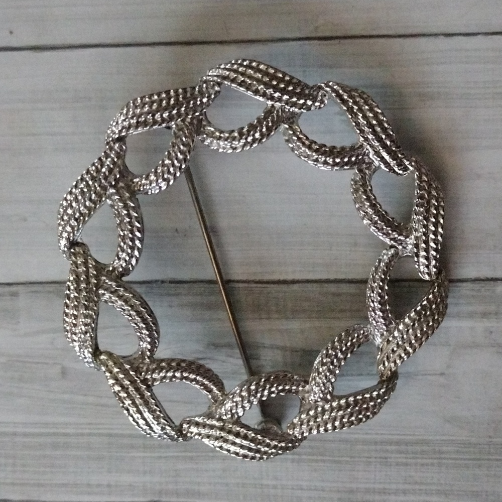 Vintage monet brooch pin